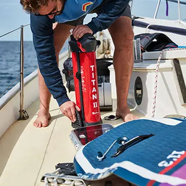 2024 Red Paddle Co 10'6 Ride Stand Up Paddle Board, borsa, pagaia, pompa e guinzaglio - Pacchetto Prime